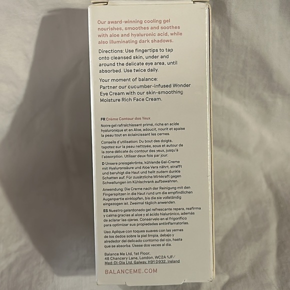 Calm + Replenish  Balance Me Wonder Eye Cream Hyaluronic Acid / Witch Hazel - Picture 3 of 4